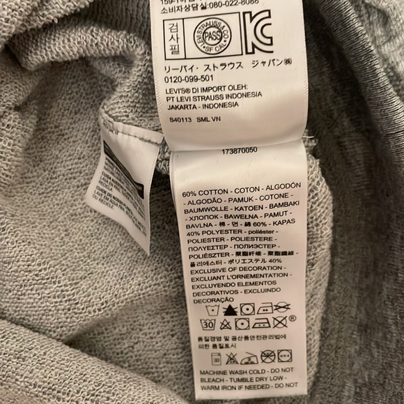 Levis sweater top - Picture 4 of 5